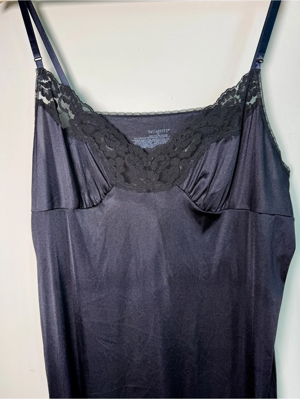 Vassarette Vintage Black Lace Full Slip Dress Adjustable Straps Sz 44 12